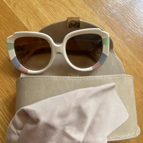 Chloe Venus Sunglasses - Picture 3 of 5